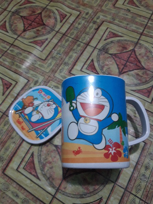 Mug  + Tutup Melamine Doraemon