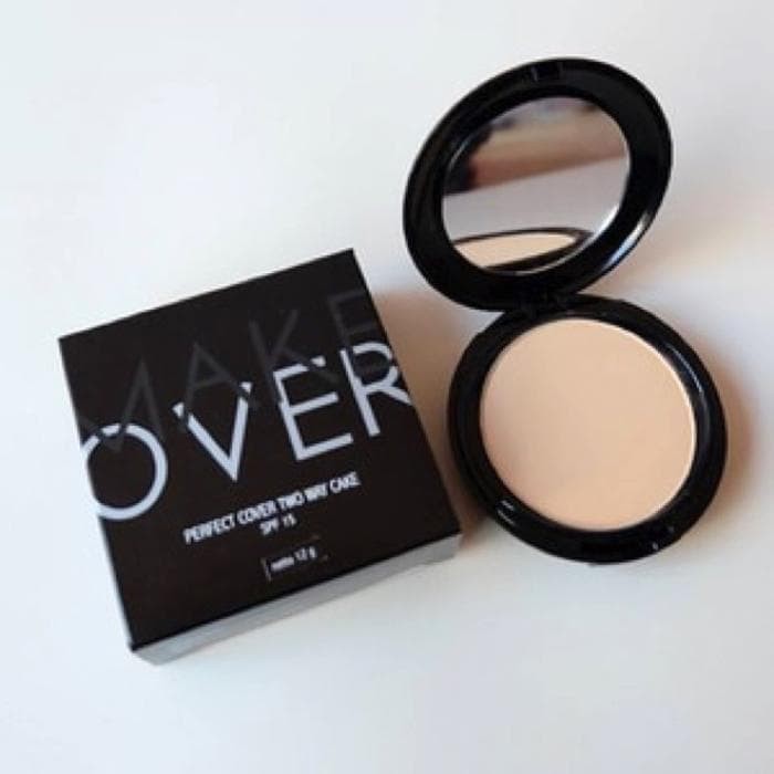 Make Over Perfect Cover Two Way Cake SPF 15