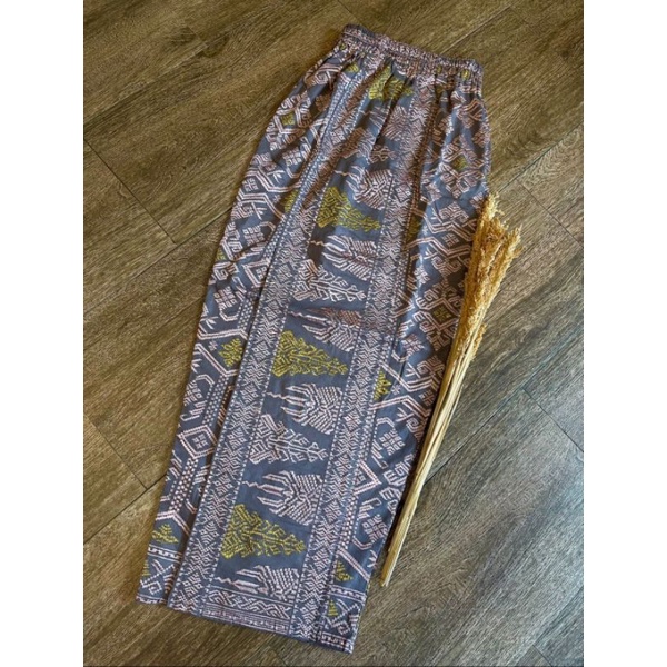 Kamen jadi cotton stretch original by Djuwita Kebaya