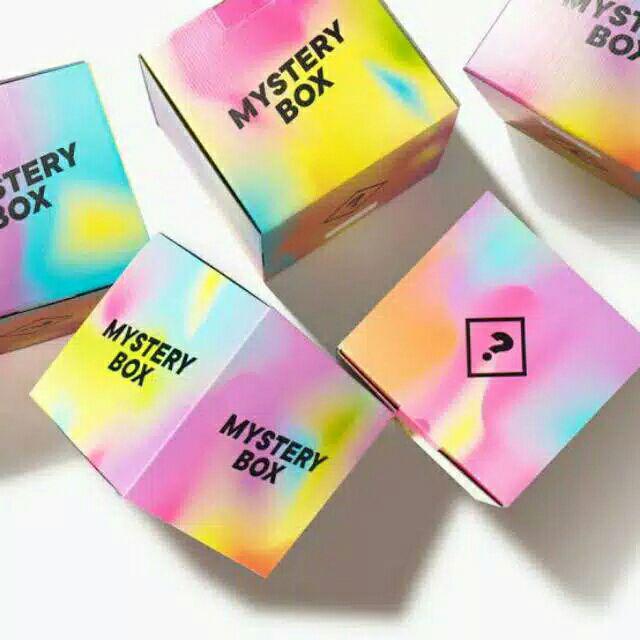 Mystery Box Jam Tangan Random
