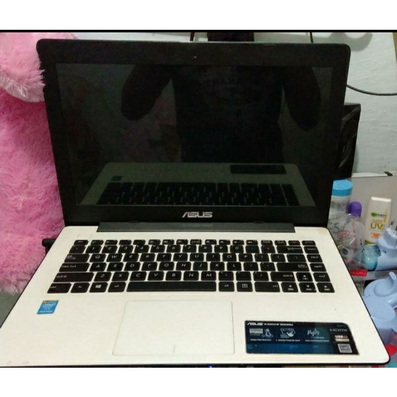 Laptop Asus X453M Second