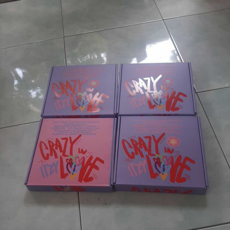 Jual Album Only Itzy Cil Crazy In Love Loco Ryujin Lia Yuna Yeji Chaeryeong Shopee Indonesia