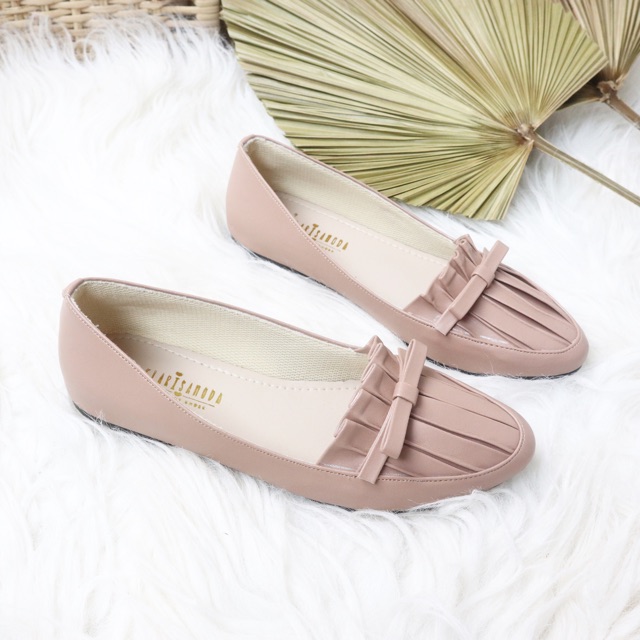 GLARISAMODA Kyra Flatshoes / sepatu wanita / sepatu kantor