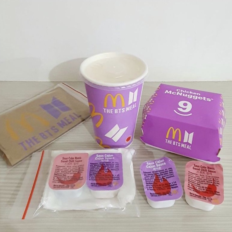 

BTS MEAL PACKAGING & SAUCE (LIMITED EDITION)