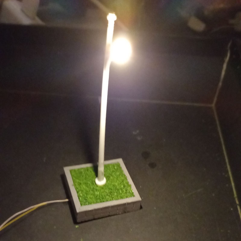 Miniatur Lampu Jalan Taman Maket Dioarama Terrarium - MNOO34