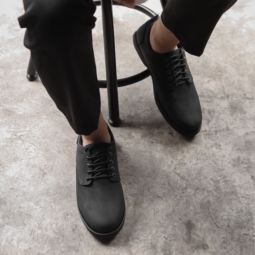 CHESTER BLACK |ManNeedMe x ARF| Sepatu Pantofel Pria Derby Shoes ORIGINAL