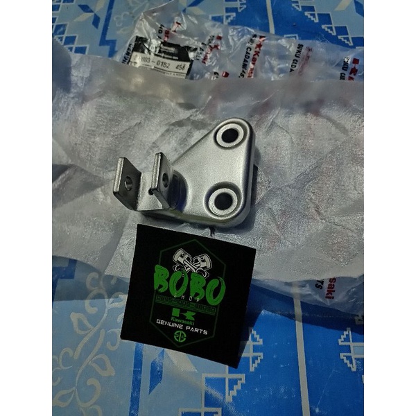 step footstep injakan kaki belakang kiri klx150 KLX 150 silver original