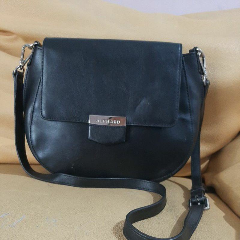 preloved Alphard sling