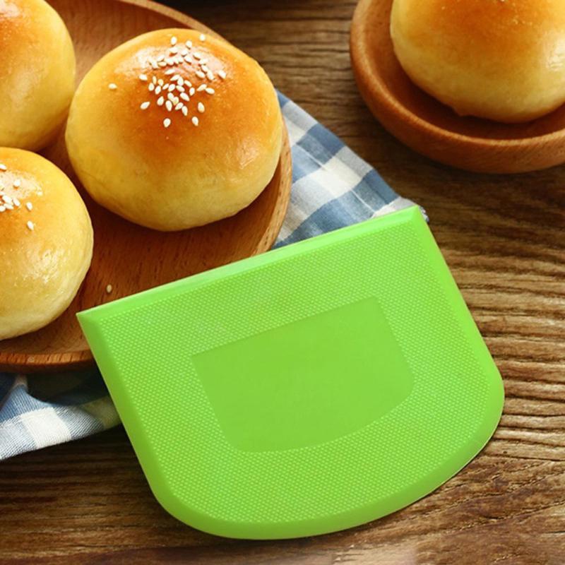 1pc Spatula Pengikis Adonan Krim Kue Bahan Plastik Untuk Baking