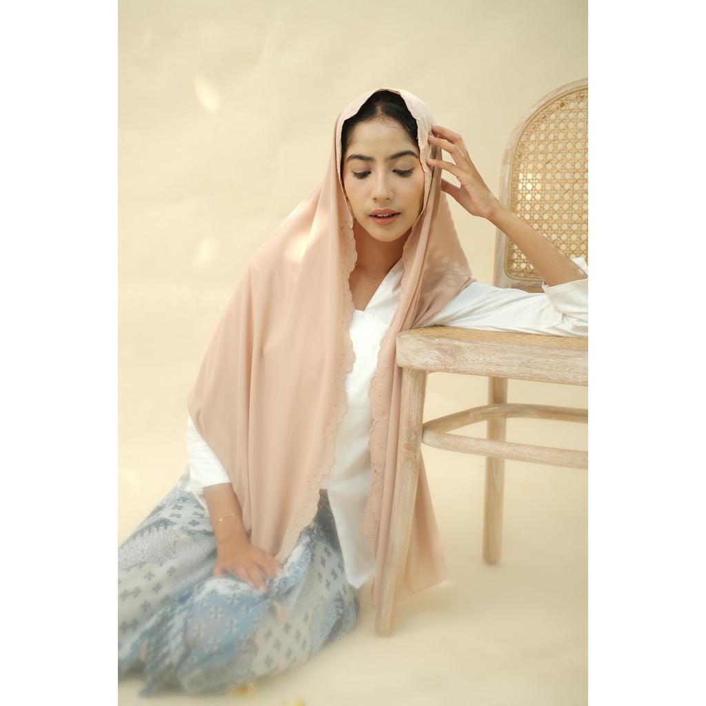 RATU Embroidery HIjab Shawl - Malek - Milo