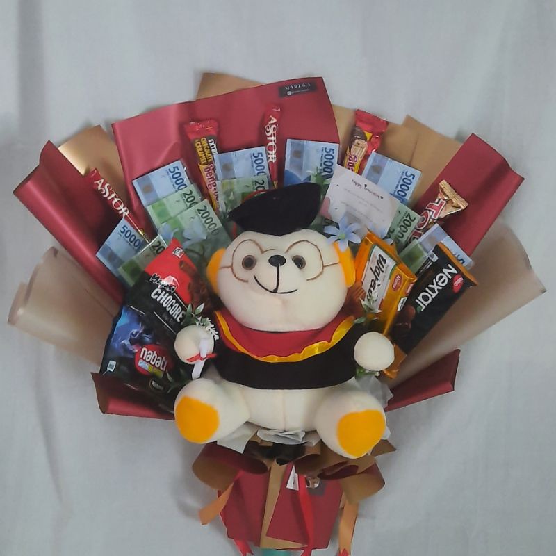 

Buket wisuda custom #buketwisudasnackmoneyboneka handmade marzwa | buket wisuda lucu