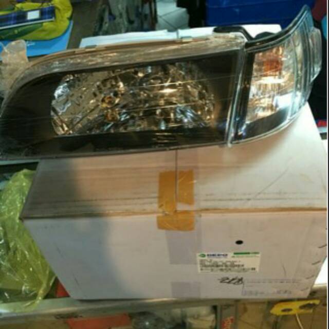 Headlamp/lampu besar/lampu depan great corolla