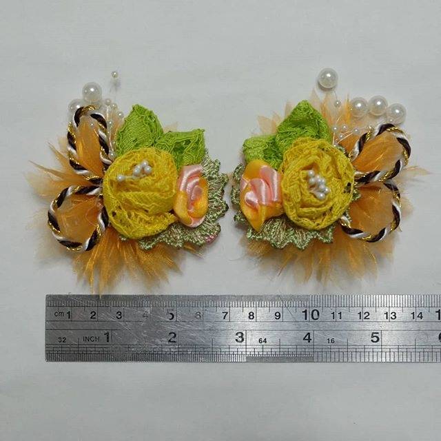 

Pita pasangan bunga