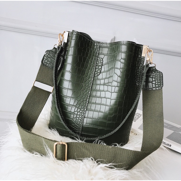 TASHAPPY  GT1967 Tas SELEMPANG Wanita Bucket Polos Croco Ada talpan + talpen model korea supplier tas import