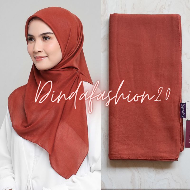 Elzatta Keisha Sadia Jilbab Kerudung Segiempat Polos Bahan Polycotton size 110x110cm-117 Teracotta