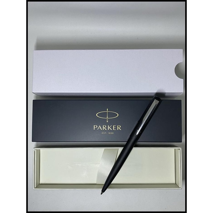 

Force | Pulpen Parker Vektor M.Black Chrome Trim ( Klip Silver )