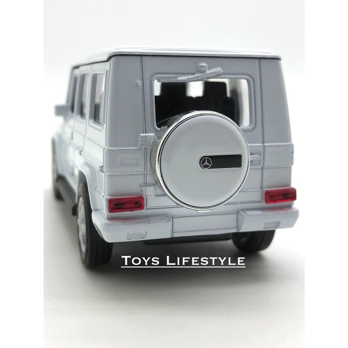 Welly Diecast – Mercedes Benz G Class Skala 1:36 (Putih)