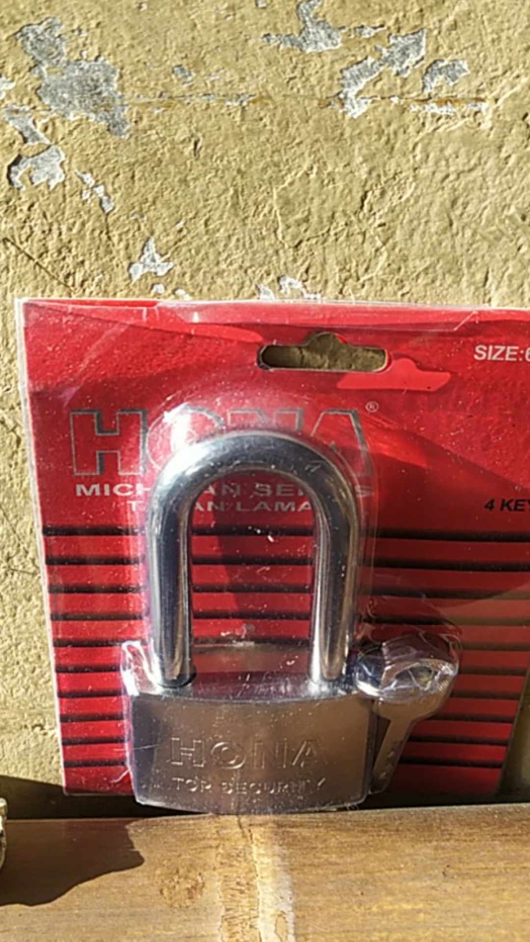 Gembok Hona 60 Mm Panjang