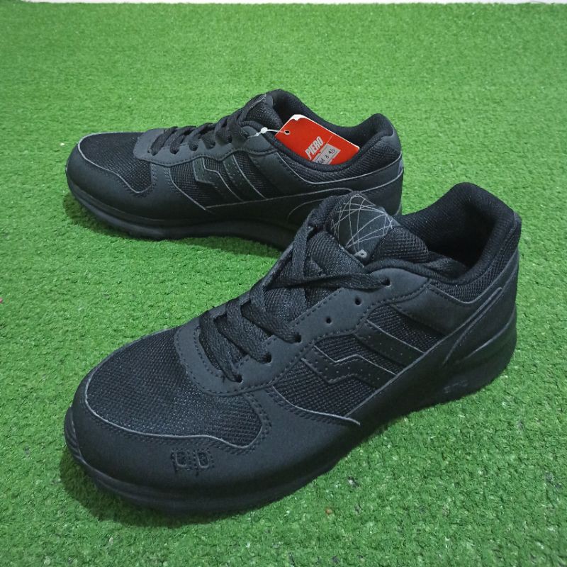 SALE Sepatu Pria Olahraga Running Piero Jogger All Black 100% Original