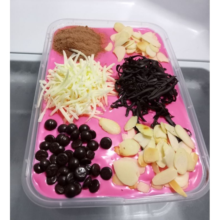 

Super Topping Strawberry