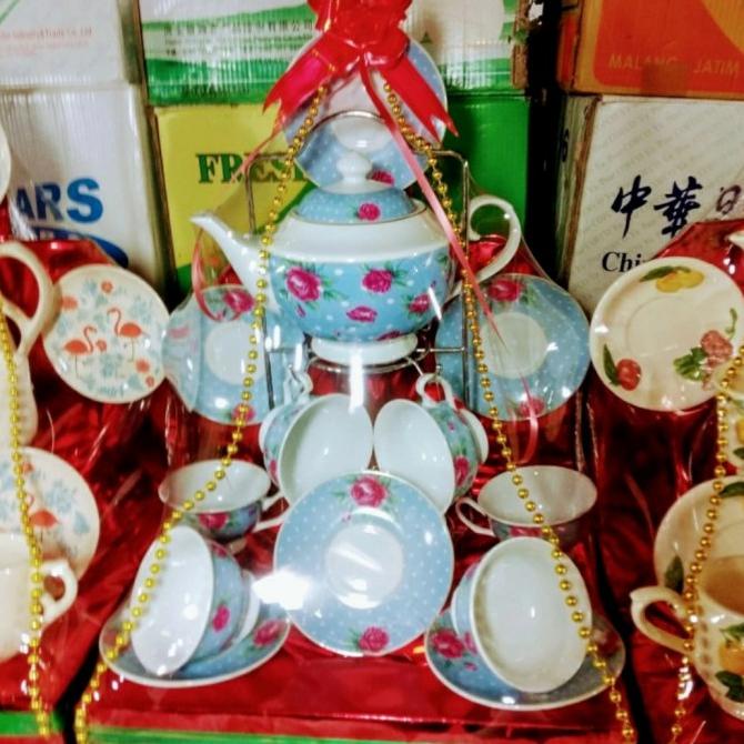 

Parcel Idul Fitri Teaset Mewah
