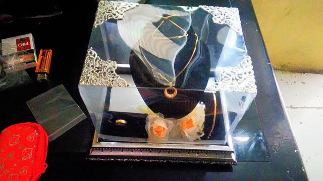 Tempat Cincin Goni Untuk Terarium Ring Bearer