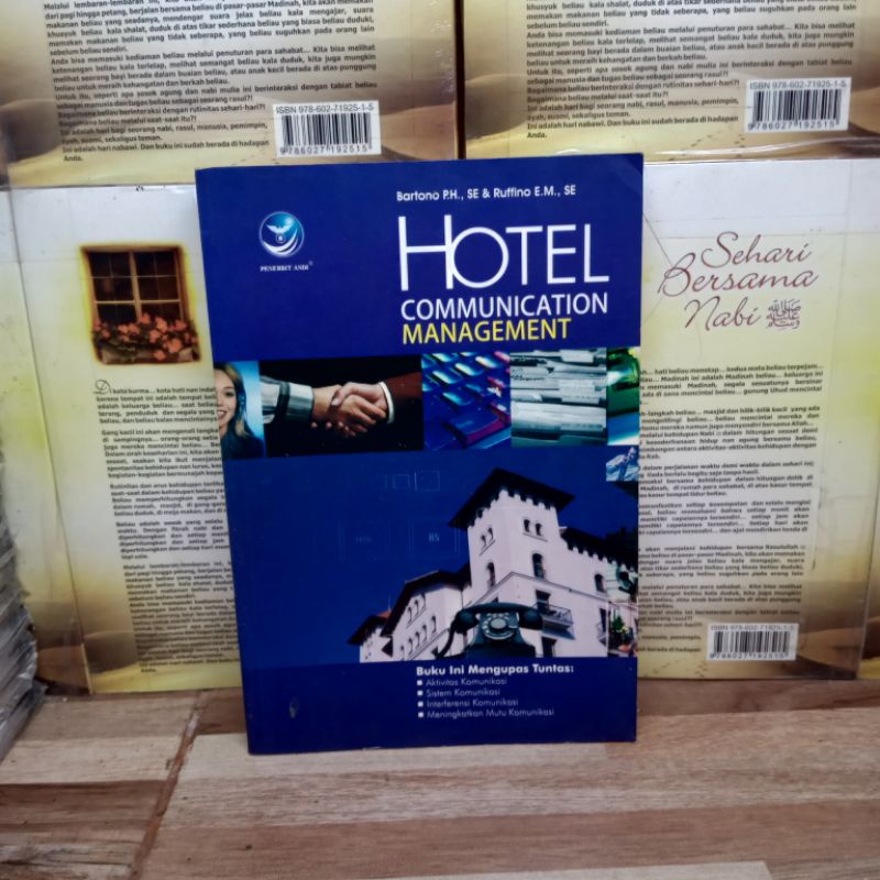 

BUKU ORIGINAL - HOTEL COMMUNICATION MANAGEMENT