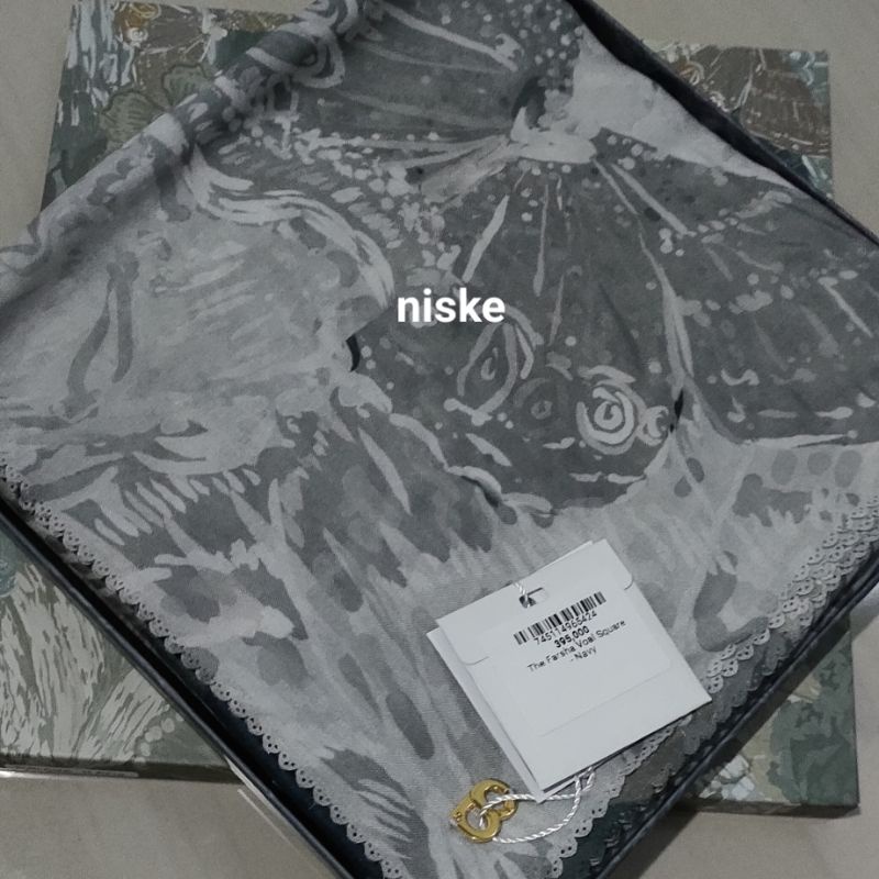 Buttonscarves Farsha Navy