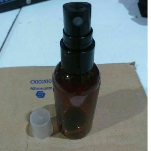 botol kaca coklat amber 50 ml tutup spray hitam