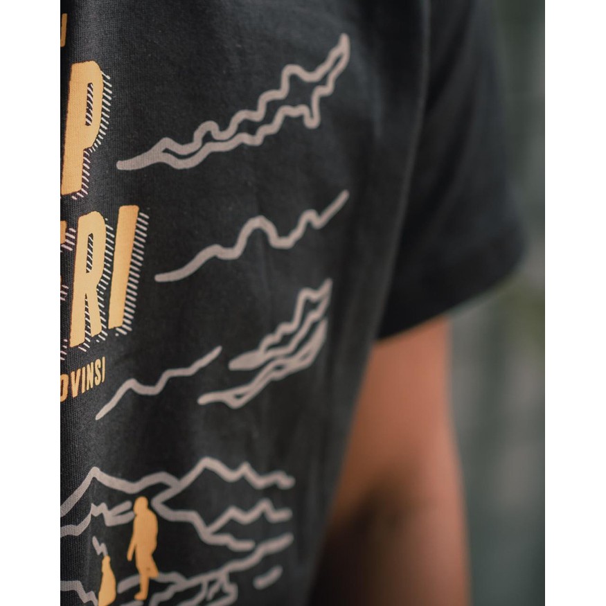 Kaos Unisex Lengan Pendek/ ATAP NEGERI 2.0/ Merchandise Atap negeri - L