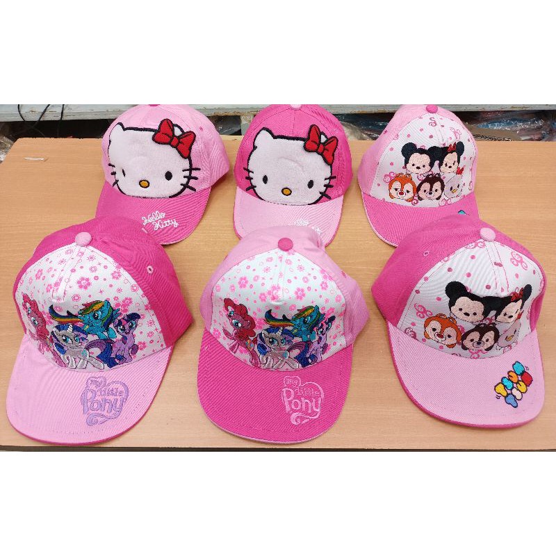 Topi anak perempuan / cewek karakter umur 2 - 7 tahun.