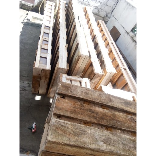 

Packing Kayu Besar Khusus Pemesanan Produk Chroma Luar Jabodetabek