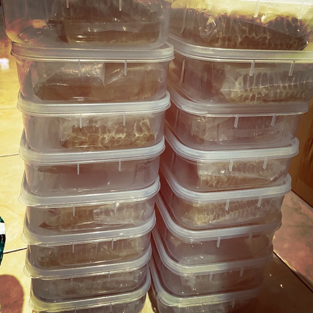 

Honey comb/ sarang madu asli