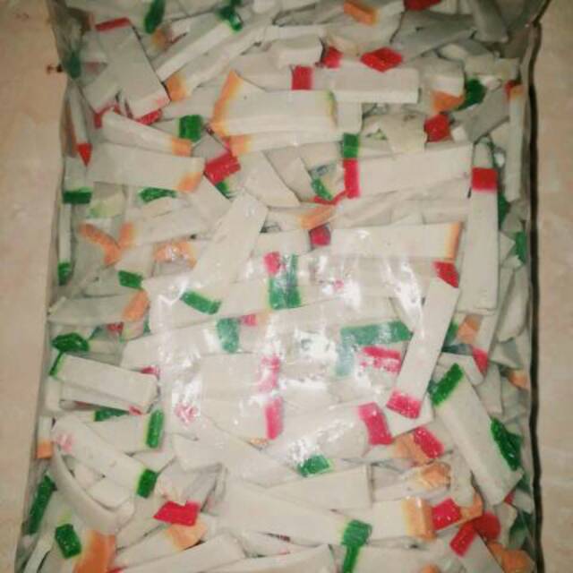 Krupuk ikan sedayu bentuk korek