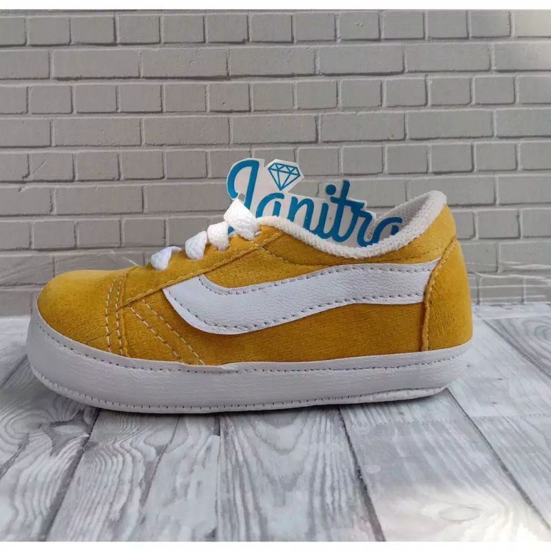 Sepatu Anak Bayi Prewalker Sepatu Baby Vansss001