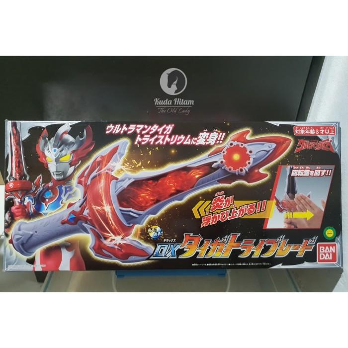 Bandai Ultraman Taiga Dx Taiga Tri Blade Triblade