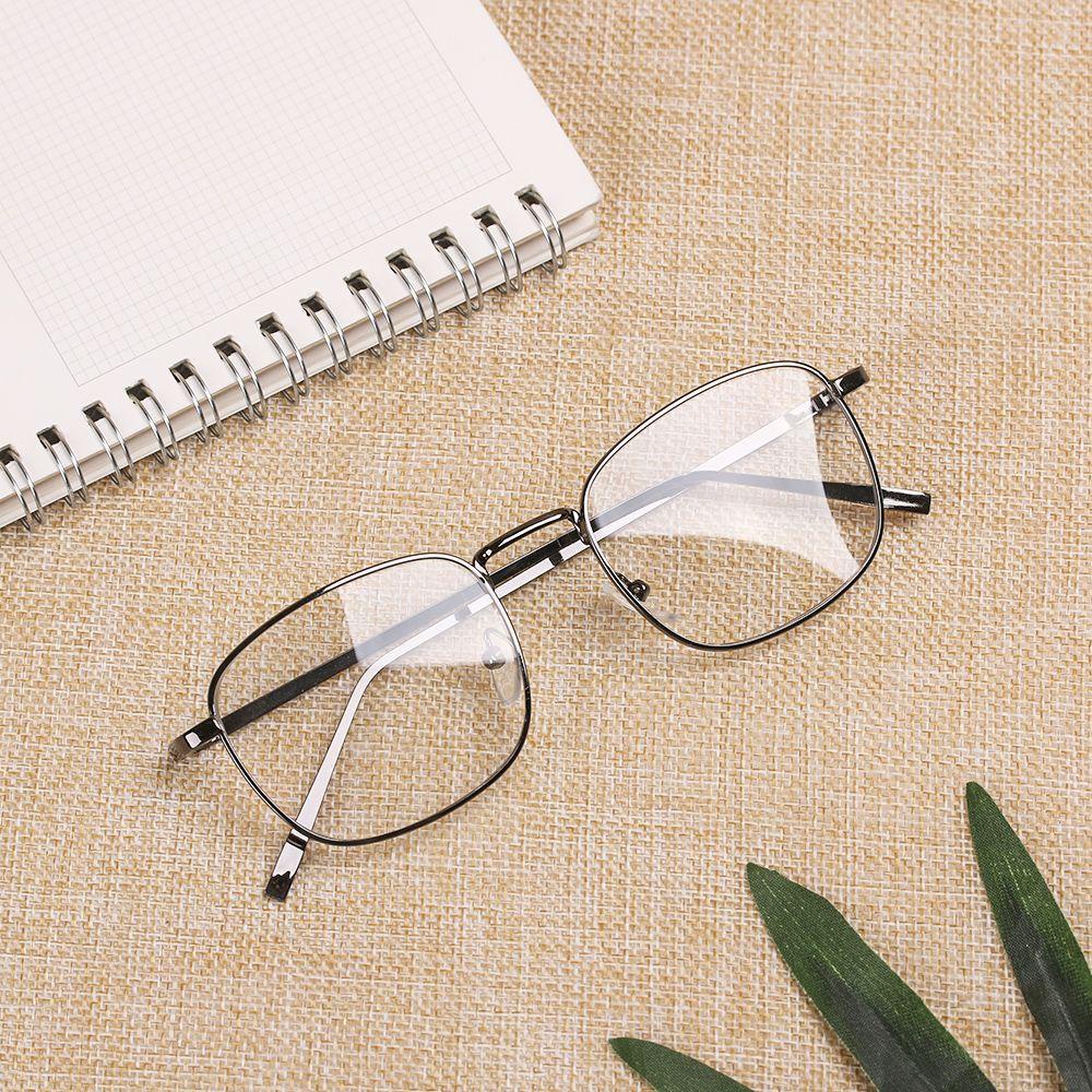 Lily Kacamata Kotak Wanita Pria Portable Metal Optical Glasses