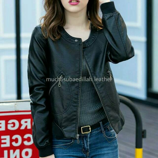 Jaket semi kulit cewek M60