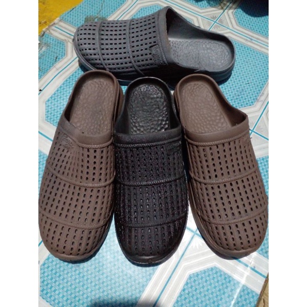 223 / sandal slop untuk pria merk tamara size l - ll