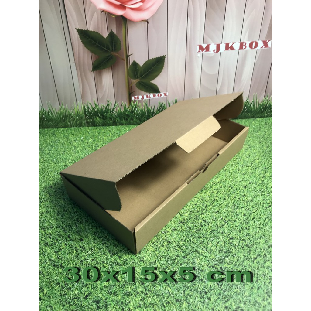 

Kardus karton uk. 30 x 15 x 5 cm...die cut box kotak Souvenir -dll