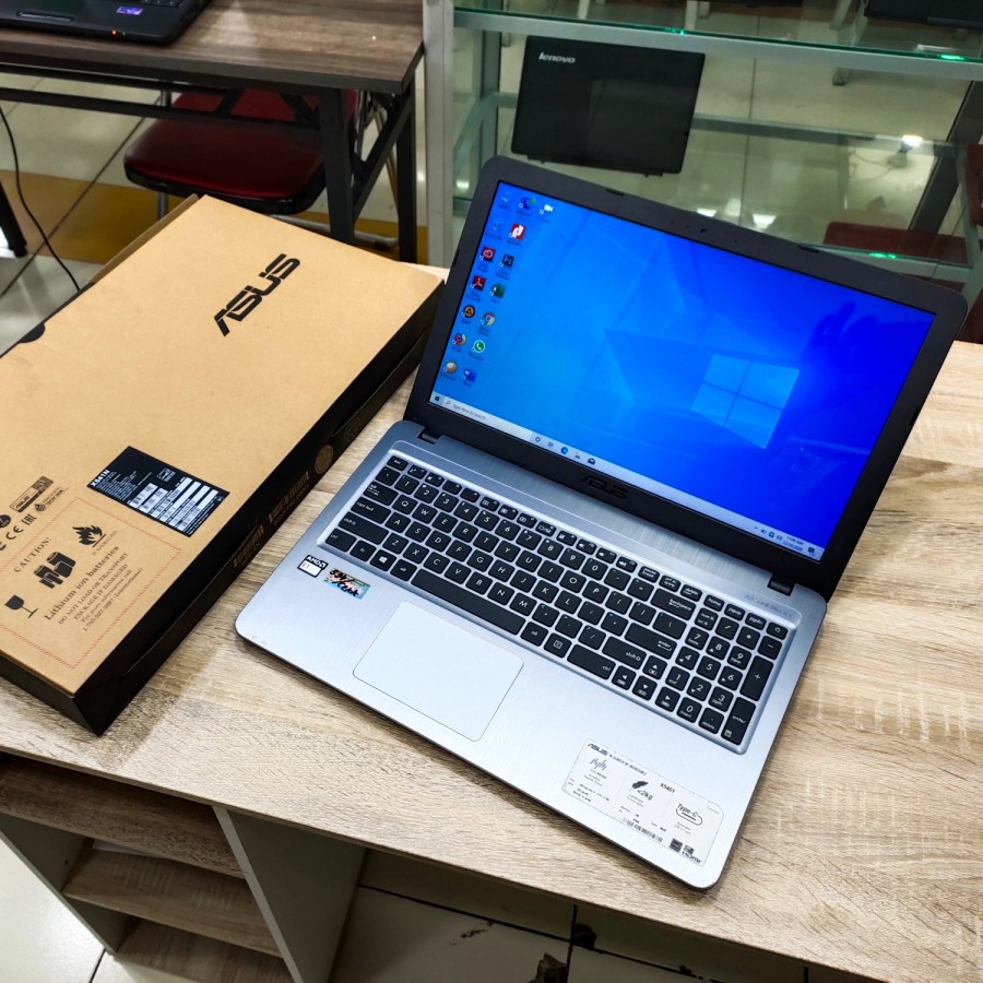 Laptop Leptop Asus X450Y Baru dipake beberapa bulan seperti baru