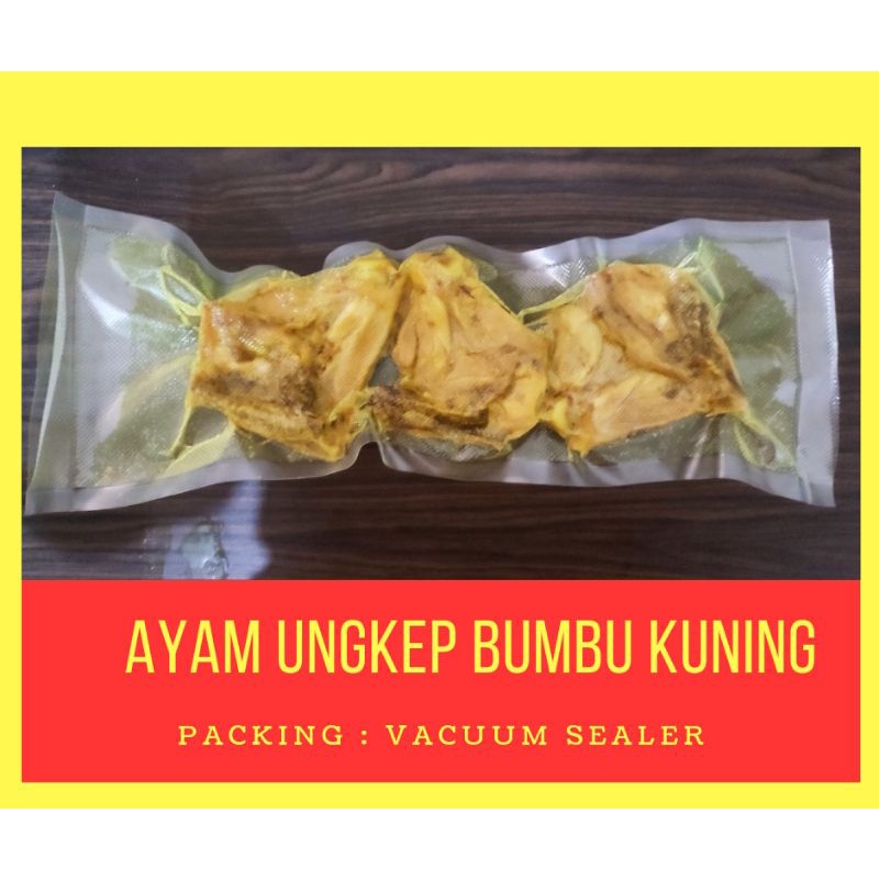 

Ayam Ungkep Bumbu Kuning + Sambal Terasi