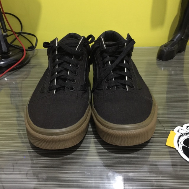 Vans OS black light gum