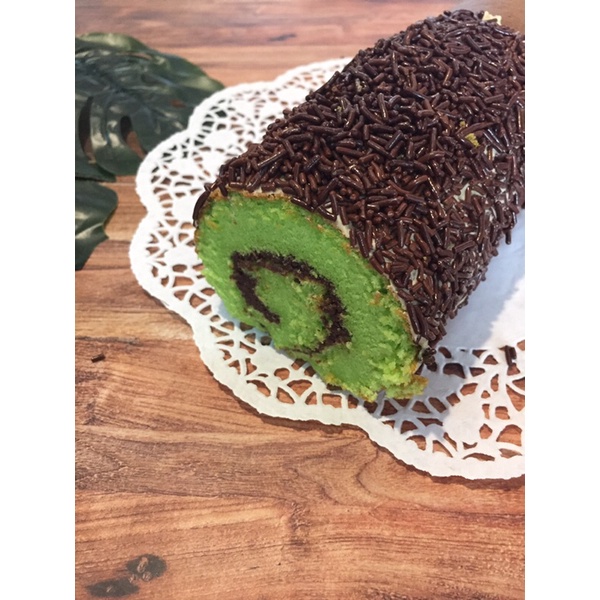 Bolu Gulung Pandan coklat Mocca Meses