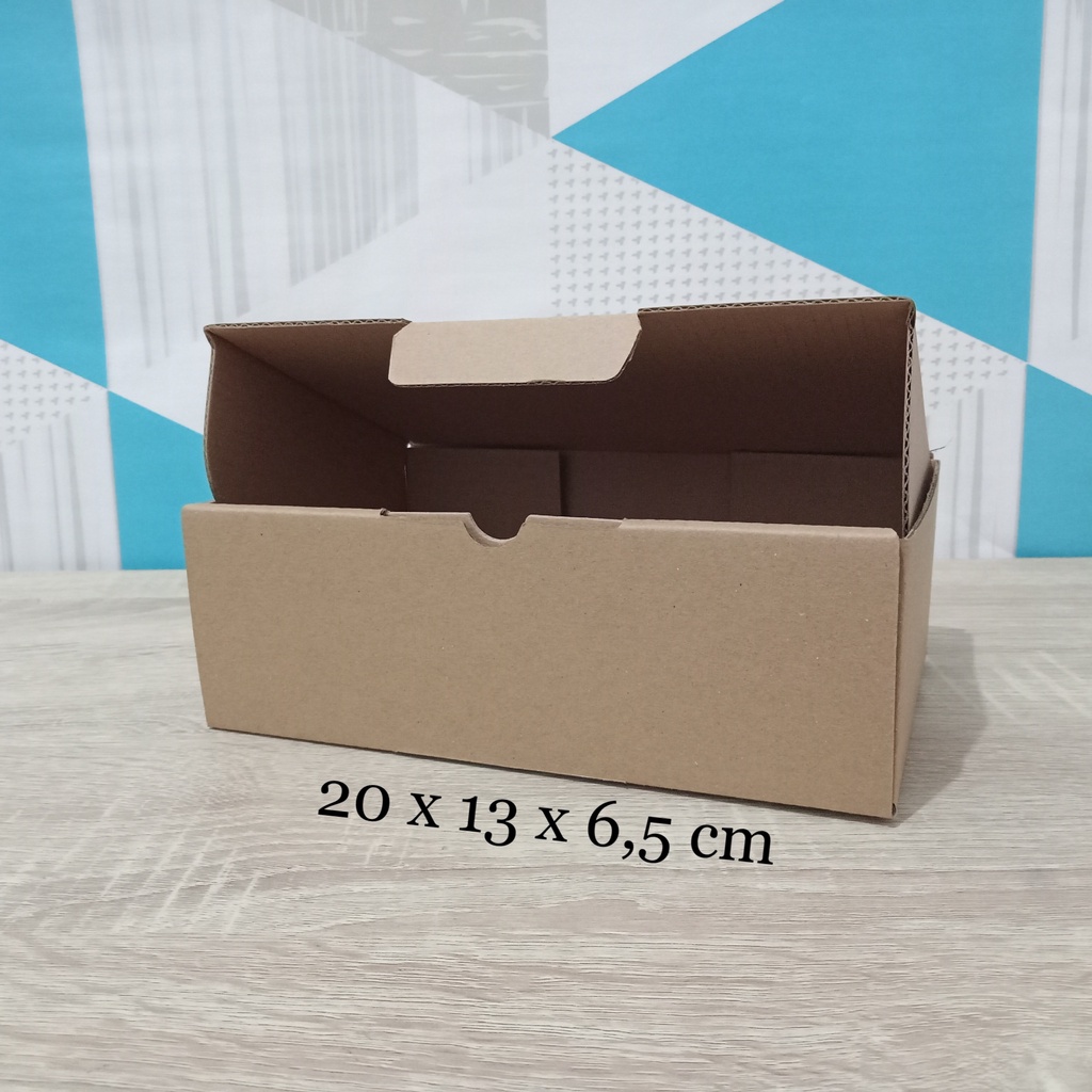 

Kardus 20 x 13 x 6,5 cm....Die Cut kotak aksesoris dll