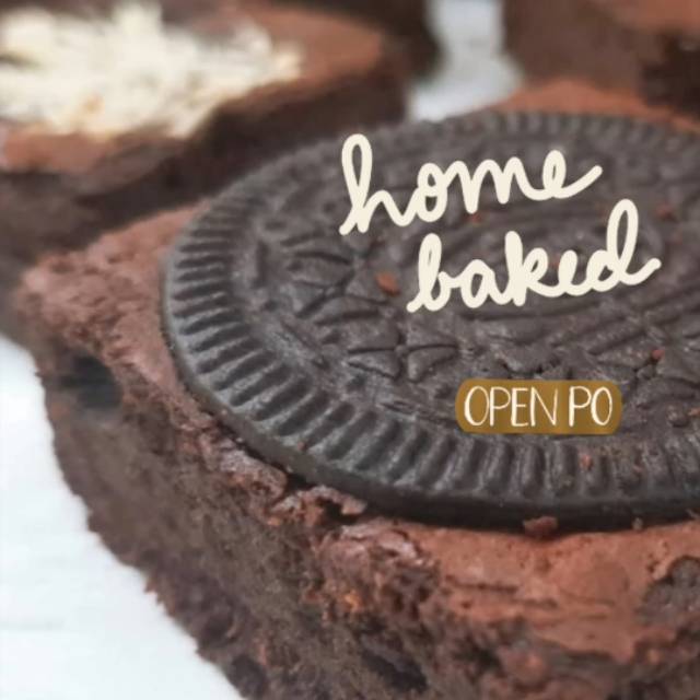 

Brownies by Kiara Kitchen