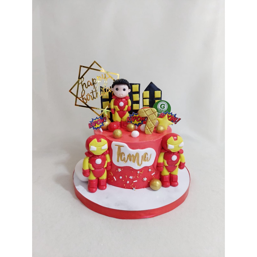 

IRONMAN BIRTHDAY CAKE UK 15CM