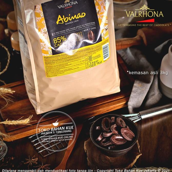 

Valrhona ABINAO 85% Chocolate Couverture 1kg Dark Coklat Baking Cake ---NEW---