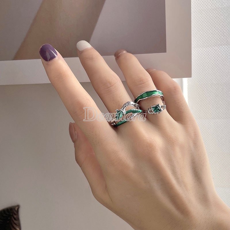 Cincin Model Terbuka Desain Ular Hijau Hias Kristalberlian Berkilau Untuk Wanita