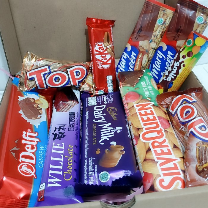 

kado unik murah coklat LOVe valentine delfi silverqueen cadbury kitkat